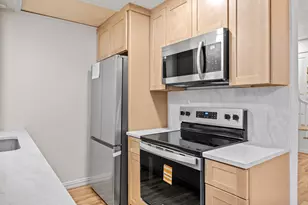 3919 Gilbert Ave, Dallas, TX 75219 - Photo 11