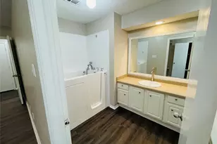 2431 Deer Run, Lewisville, TX 75067 - Photo 11