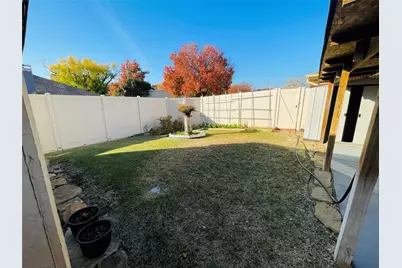 2431 Deer Run, Lewisville, TX 75067 - Photo 13