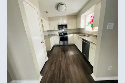 2431 Deer Run, Lewisville, TX 75067 - Photo 5