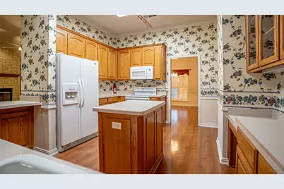 316 Coach House Circle, Fort Worth, TX 76108 - Photo 11
