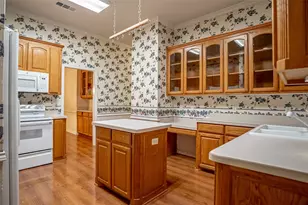 316 Coach House Cir, Fort Worth, TX 76108 - Photo 13