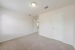 2454 Meadowgate Ln, Lancaster, TX 75134 - Photo 29