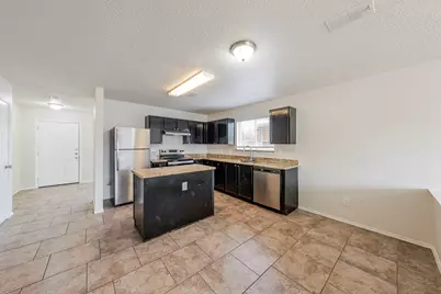 2454 Meadowgate Lane, Lancaster, TX 75134 - Photo 11