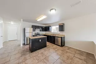 2454 Meadowgate Ln, Lancaster, TX 75134 - Photo 11