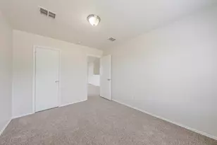 2454 Meadowgate Ln, Lancaster, TX 75134 - Photo 31