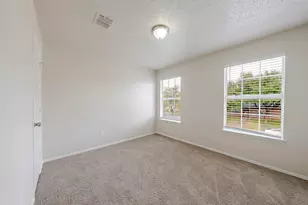 2454 Meadowgate Ln, Lancaster, TX 75134 - Photo 27