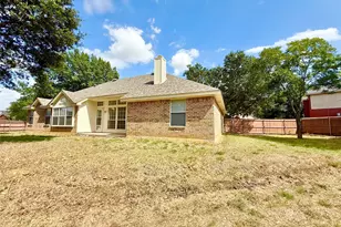 2201 Greendale Ct, Bedford, TX 76022 - Photo 39