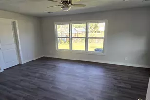 2021 Costa Mesa Dr, Dallas, TX 75228 - Photo 11