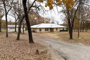 5805 Pecan Cir, Alvarado, TX 76009 - Photo 3