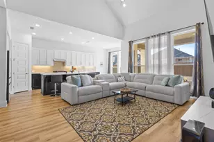 1136 Saddle Ridge Dr, Aubrey, TX 76227 - Photo 7