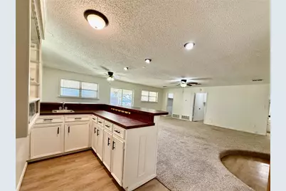 2000 SE 10th Street, Mineral Wells, TX 76067 - Photo 17