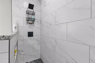 1908 Thousand Oaks Dr, Burleson, TX 76028 - Photo 23