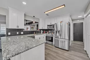 1908 Thousand Oaks Dr, Burleson, TX 76028 - Photo 9