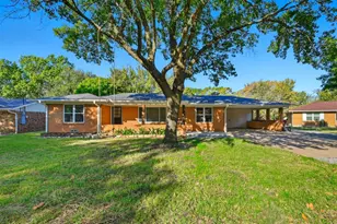 450 Kelly Ln, Van Alstyne, TX 75495 - Photo 1