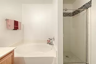 101 Fairbanks Dr, Garland, TX 75043 - Photo 19