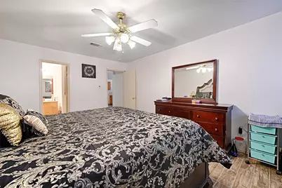 101 Fairbanks Drive, Garland, TX 75043 - Photo 17