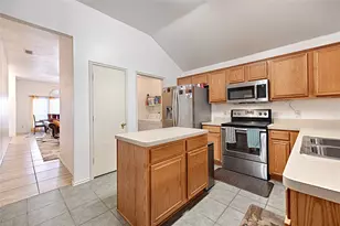 101 Fairbanks Dr, Garland, TX 75043 - Photo 13