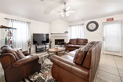 101 Fairbanks Drive, Garland, TX 75043 - Photo 13