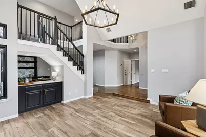 412 Pecos Trail, Irving, TX 75063 - Photo 3