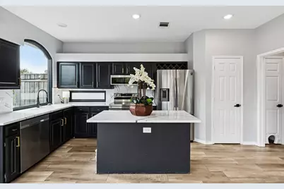 412 Pecos Trail, Irving, TX 75063 - Photo 7