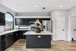 412 Pecos Trail, Irving, TX 75063 - Photo 7