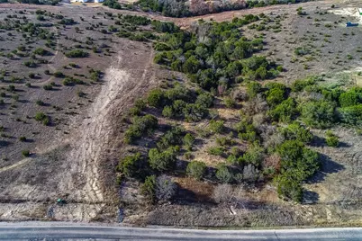 1004 Eagles Bluff Drive, Weatherford, TX 76087 - Photo 3