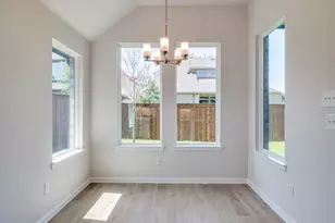 14561 Helena St, Pilot Point, TX 75009 - Photo 9