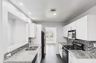 5601 Oak Grove Rd W, Fort Worth, TX 76134 - Photo 5