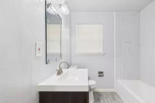 5601 Oak Grove Rd W, Fort Worth, TX 76134 - Photo 11