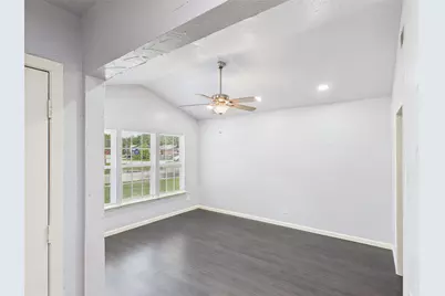 5601 Oak Grove Road W, Fort Worth, TX 76134 - Photo 7