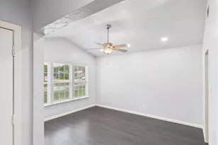 5601 Oak Grove Rd W, Fort Worth, TX 76134 - Photo 7