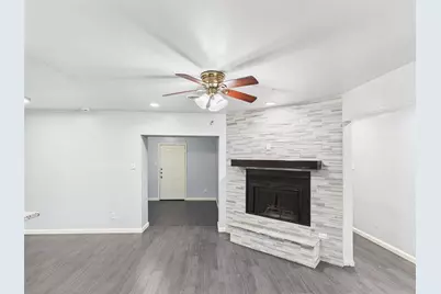 5601 Oak Grove Road W, Fort Worth, TX 76134 - Photo 3