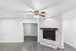 5601 Oak Grove Rd W, Fort Worth, TX 76134 - Photo 3