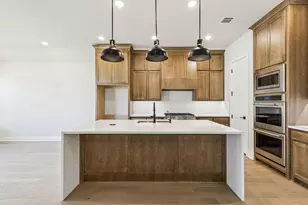 6801 Turner Falls Cir, Flower Mound, TX 76226 - Photo 7