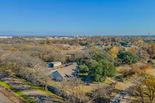 100 Spring Oak St, Lacy Lakeview, TX 76705 - Photo 35