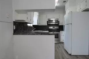 218 Virginia Dr, Lacy Lakeview, TX 76705 - Photo 5