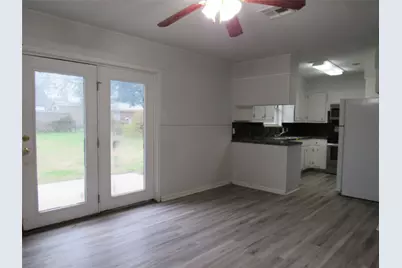 218 Virginia Drive, Lacy Lakeview, TX 76705 - Photo 7