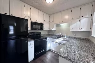 1110-B Lynn St, Weatherford, TX 76086 - Photo 7