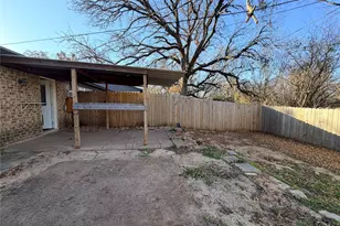 1110-B Lynn St, Weatherford, TX 76086 - Photo 11