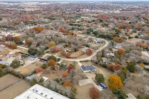 713 Hilltop Cir, DeSoto, TX 75115 - Photo 27