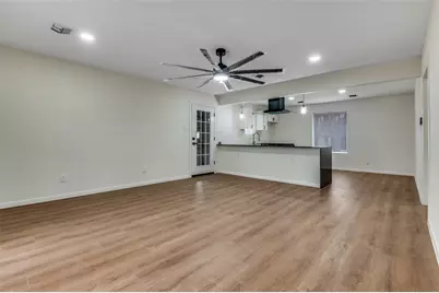 713 Hilltop Circle, DeSoto, TX 75115 - Photo 11