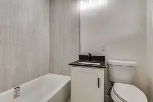 713 Hilltop Cir, DeSoto, TX 75115 - Photo 17