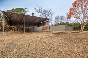 713 Hilltop Cir, DeSoto, TX 75115 - Photo 23