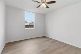 404 S Murray St, McKinney, TX 75069 - Photo 15