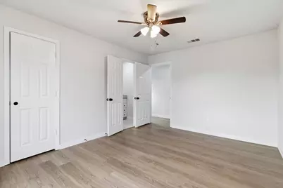 404 S Murray Street, McKinney, TX 75069 - Photo 13