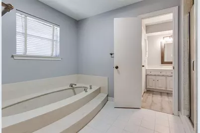 5529 Tanbark Road, Dallas, TX 75229 - Photo 15