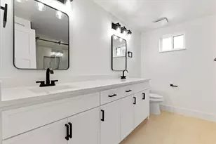 7652 El Pensador Dr, Dallas, TX 75248 - Photo 27