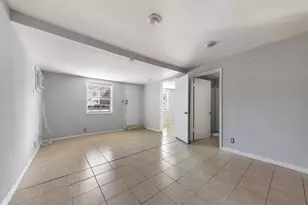 2703 Gladstone Dr, Dallas, TX 75211 - Photo 25