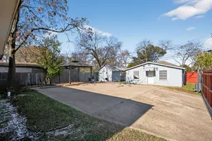 2703 Gladstone Dr, Dallas, TX 75211 - Photo 5